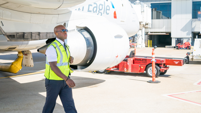 IMG-DFW-FLT-LaTroy-Green-700-5