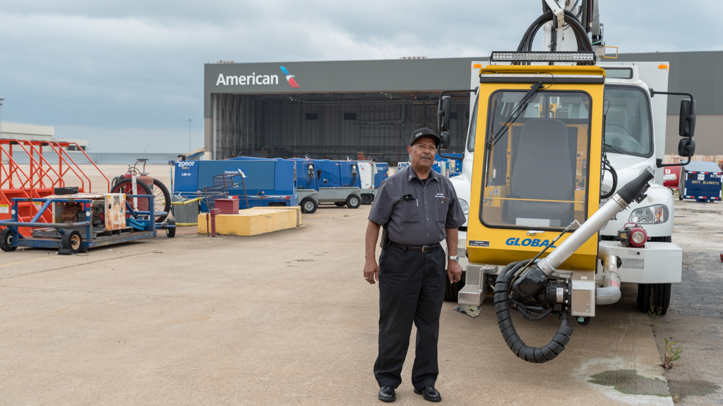 IMG_DFW_GSE_Willie_Green_50_Year_Service_Anniversary_May_2019-14
